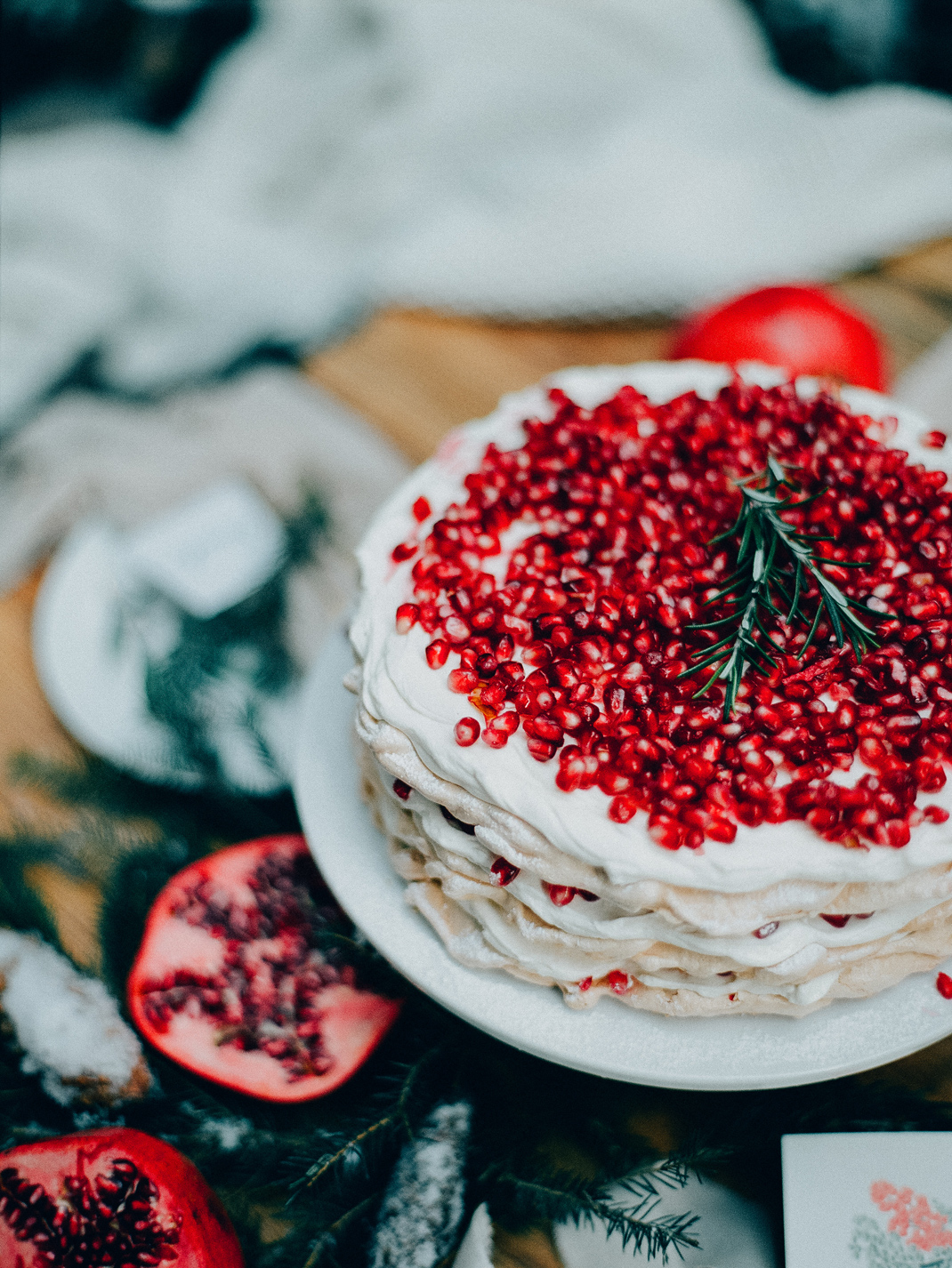 Granatapfel Pavlova Torte, Rezept von Silvia Fischer. Echte Kuchenliebe